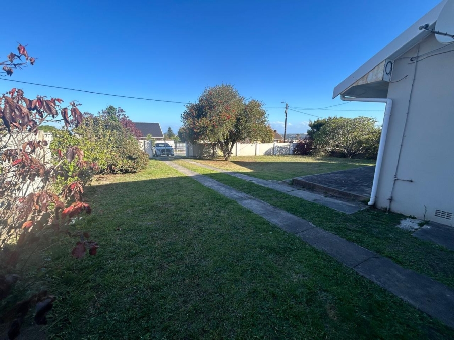 To Let 3 Bedroom Property for Rent in Amalinda Eastern Cape